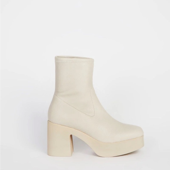 Intentionally blank MARLOWE VEGAN PLATFORM BOOT CREAM - Picture 2 of 6